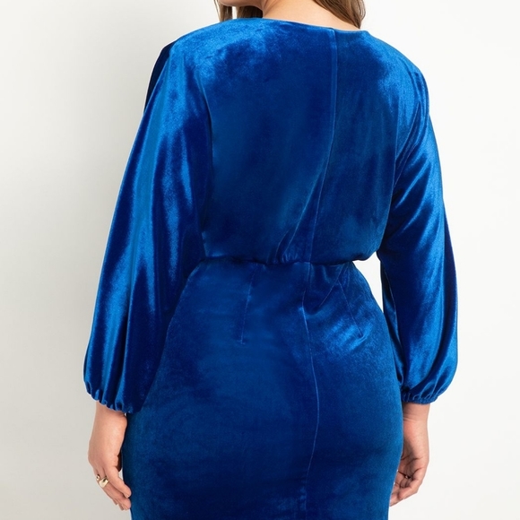 𝅺Eloquii velvet dress - Picture 7 of 10